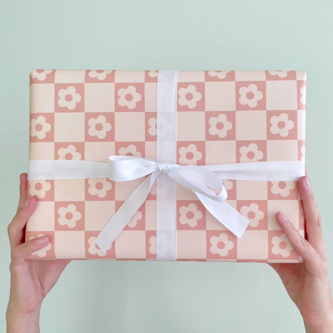 Sustainable Gift Wrap, Flower Checker